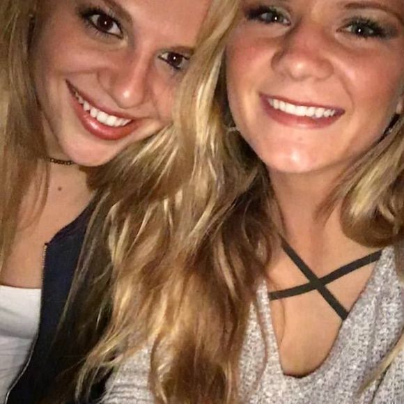 Meet your Posher, Kelly - Picture 1 of 1